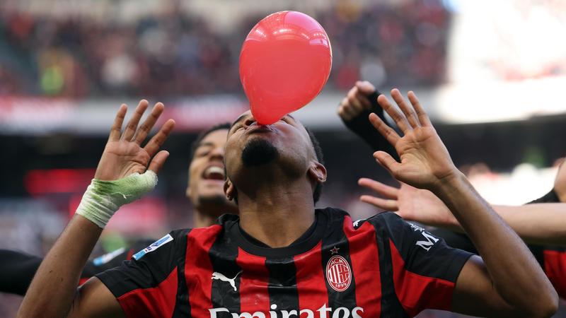 Milan-Verona 3-0: Pulisic e la doppietta di un ritrovato Nkunku stendono gli scaligeri