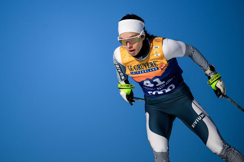 Лыжники Непряева и Коростелев выступают на «Тур де Ски»: спринт снова подвел