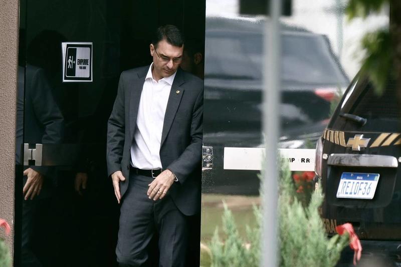 Bolsonaro matou a candidatura de Tarcísio?