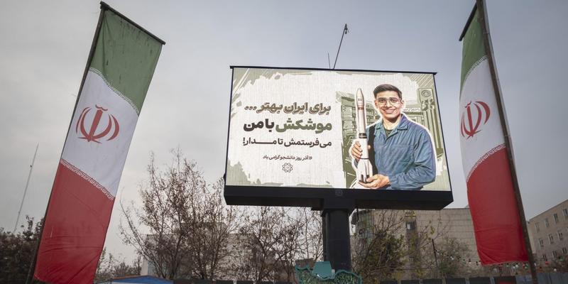 Iran schießt mit russischer Hilfe drei Satelliten ins All