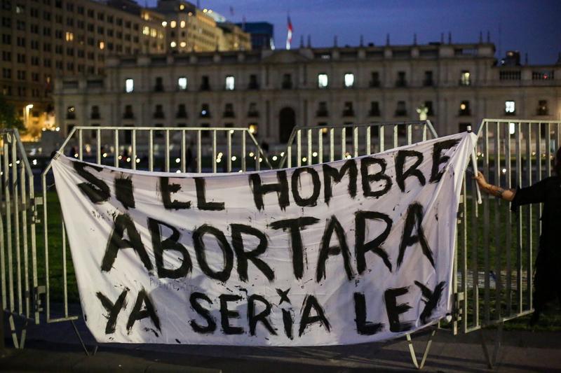 Los hombres al paredón