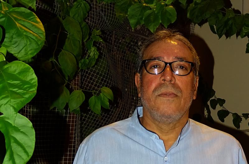 Retina | Entre ladrones Retina | Entre ladrones