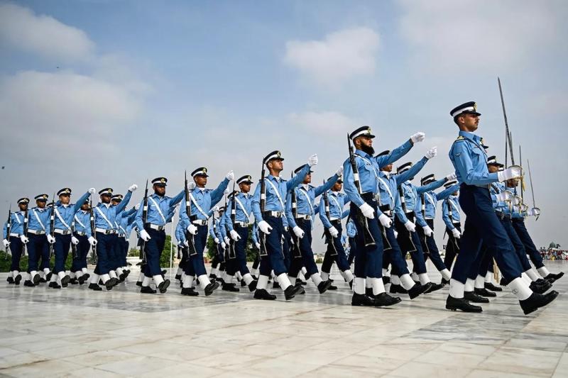 The Year That Took India and Pakistan to the Brink The Year That Took India and Pakistan to the Brink