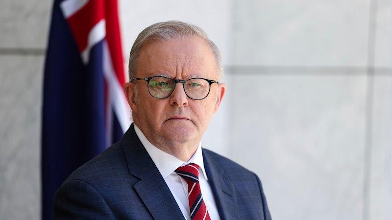 Clouds appear over Albanese’s promised transparency