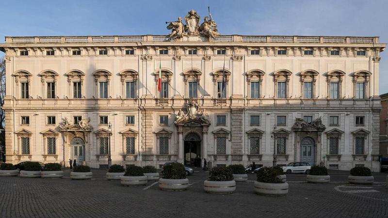 Legge toscana sul fine vita, la Consulta: “Non del tutto illegittima, ma varie parti violano le competenze statali”. Giani soddisfatto Legge toscana sul fine vita, la Consulta: “Non del tutto illegittima, ma varie parti violano le competenze statali”. Giani soddisfatto