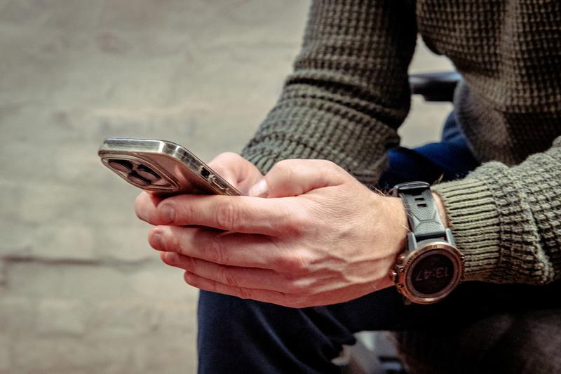 Skal ikke vi som såkalt voksne være et forbilde for våre etterfølgere?