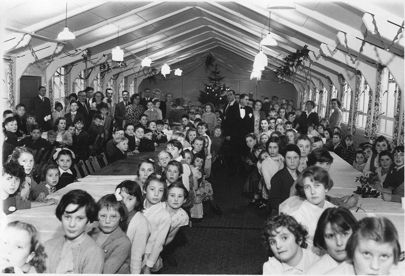 'Tight budgets mean every penny counts for charities, argues reader' - Your Letters and a nostalgic Christmas scene from the archive 'Tight budgets mean every penny counts for charities, argues reader' - Your Letters and a nostalgic Christmas scene from the archive