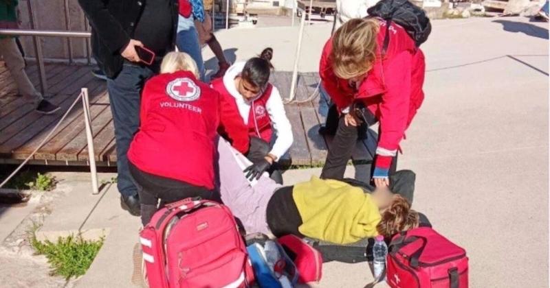 Ελληνικός Ερυθρός Σταυρός: Άμεση επέμβαση σε έκτακτο περιστατικό στην Ακρόπολη Ελληνικός Ερυθρός Σταυρός: Άμεση επέμβαση σε έκτακτο περιστατικό στην Ακρόπολη