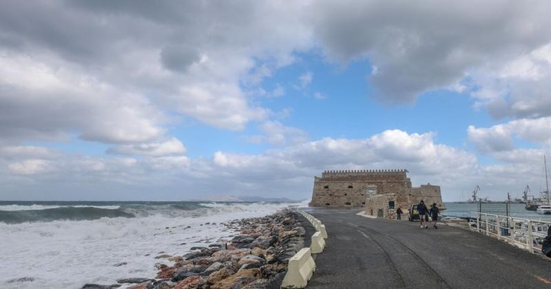 Μέγιστες θερμοκρασίες στην Κρήτη αλλά ... σαν να χειμώνιασε Μέγιστες θερμοκρασίες στην Κρήτη αλλά ... σαν να χειμώνιασε