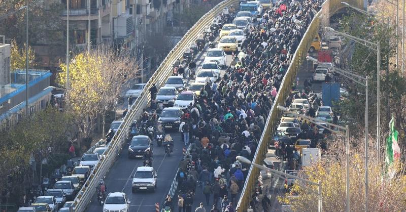 Tehran shopkeepers shut stores over economic conditions