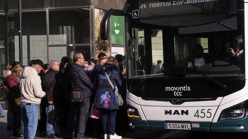 Conflicto de las villavesas: huelga y dignidad frente a la traición de la UGT Conflicto de las villavesas: huelga y dignidad frente a la traición de la UGT