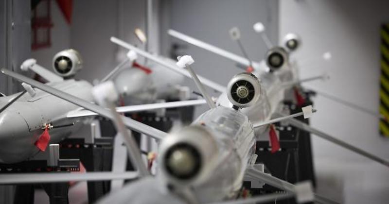 Il Consiglio dei ministri approva il decreto con più aiuti civili. Scontro politico nella maggioranza, opposizioni all’attacco Il Consiglio dei ministri approva il decreto con più aiuti civili. Scontro politico nella maggioranza, opposizioni all’attacco