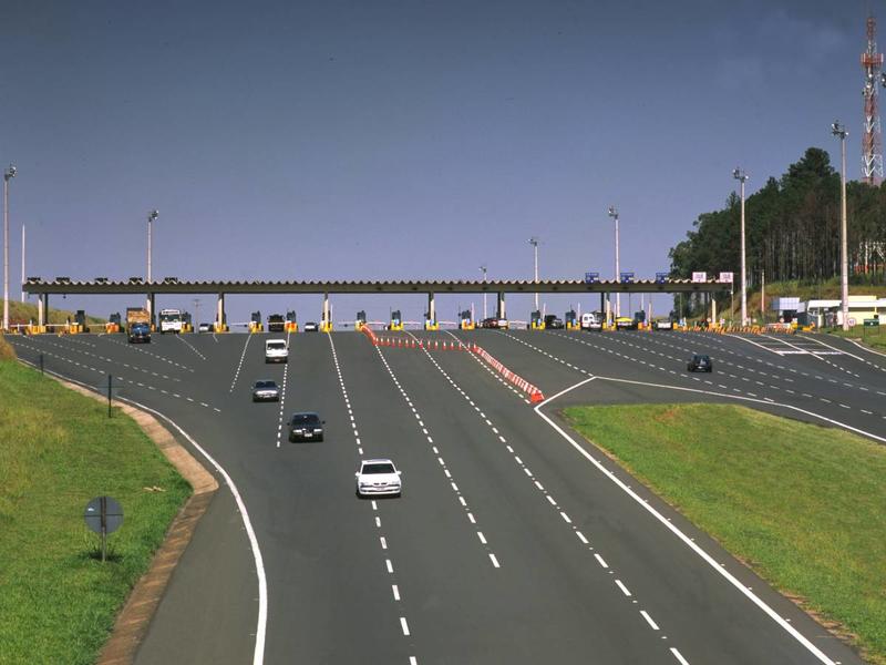 Reintrodotti dalla Consulta i rincari per le Autostrade. Balzello in arrivo da gennaio