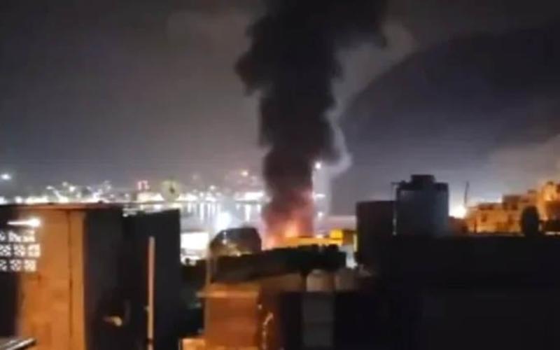 Saudi Arabia bombs Yemen port over separatist weapons shipment from UAE Saudi Arabia bombs Yemen port over separatist weapons shipment from UAE