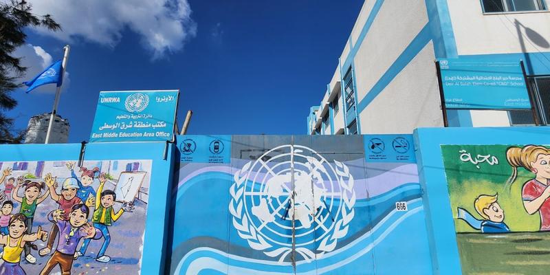 Knesset beschließt Gesetz gegen Versorgung von UNRWA-Einrichtungen