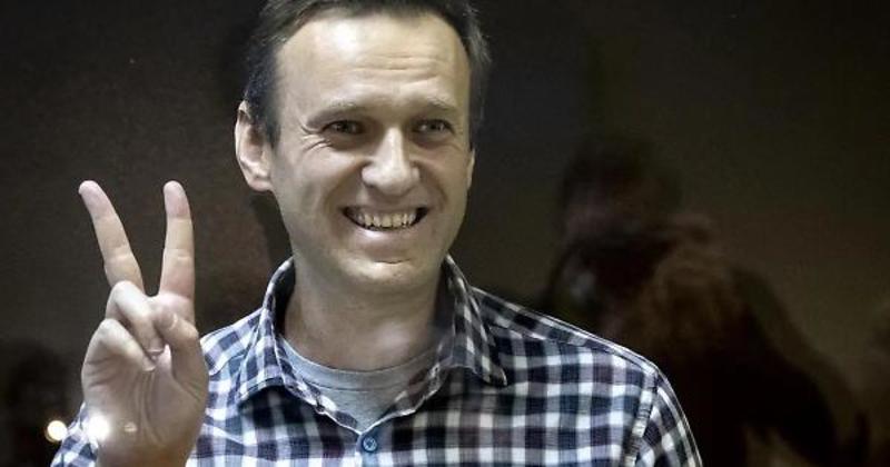 Strasburgo condanna la Russia per persecuzione politica: perquisizioni, sequestri e repressione contro la Fondazione anticorruzione. Parla l'avvocato inglese Strasburgo condanna la Russia per persecuzione politica: perquisizioni, sequestri e repressione contro la Fondazione anticorruzione. Parla l'avvocato inglese