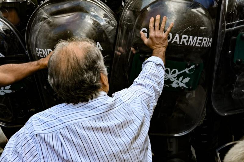 Judge annuls Bullrich’s anti-protest protocol, calling it ‘illegitimate’ Judge annuls Bullrich’s anti-protest protocol, calling it ‘illegitimate’