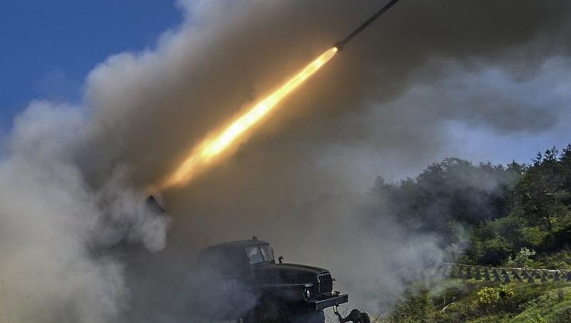 Ministarstvo odbrane Rusije: Aktiviran raketni sistem Orešnik, može da nosi nuklearno oružje