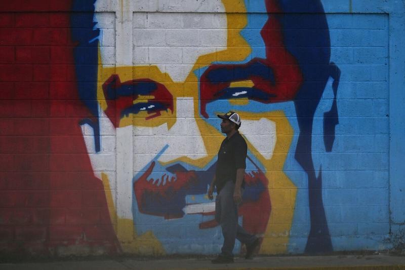 Toppling Maduro Doesn’t Ensure Victory in Venezuela