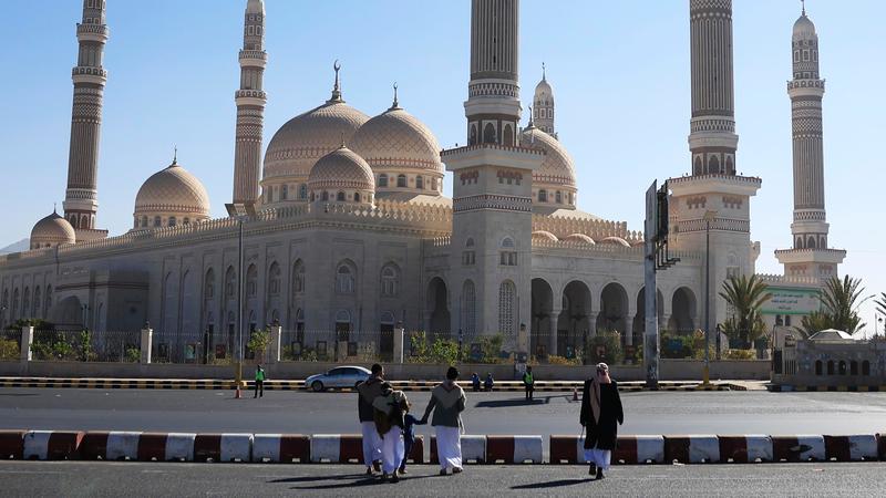 Niccolò e Francesco bloccati in Yemen, la vacanza diventa un incubo: “Prigionieri sull’isola, chiuso lo spazio aereo”