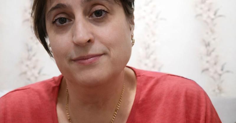 When Therapy Happens During War