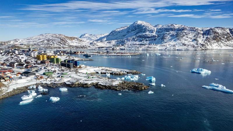 Groenlandia, la caccia al tesoro di Trump: 400 miliardi in terre rare, gas, petrolio, rubini e diamanti (più difesa e rotte artiche)