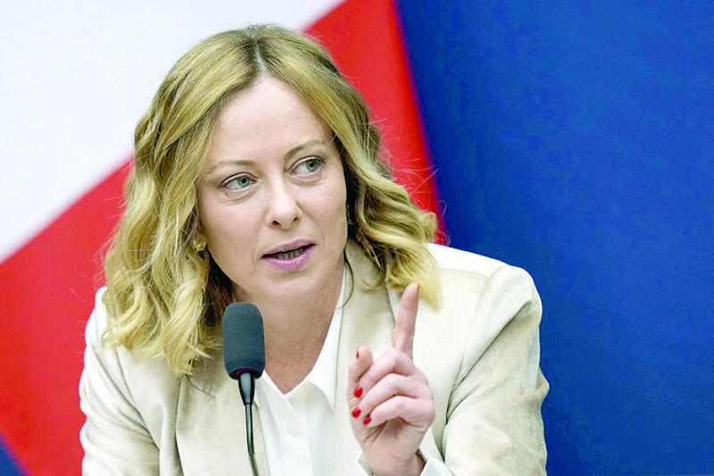 Как Европа пак се унижи пред Америка