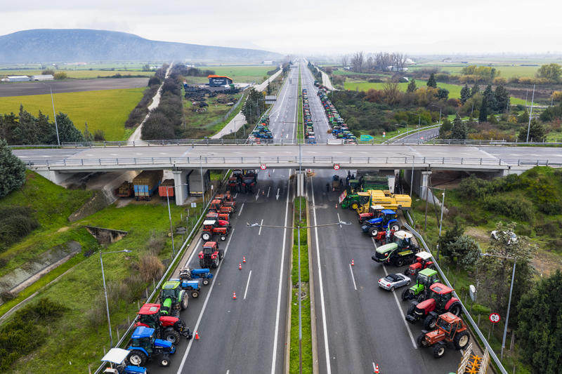 Πώς φθάσαμε στα μπλόκα
