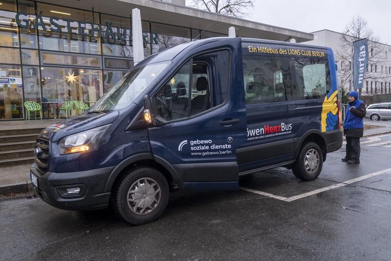 Abgebrannte und beschädigte Kältebusse: Leihgaben helfen zur Überbrückung