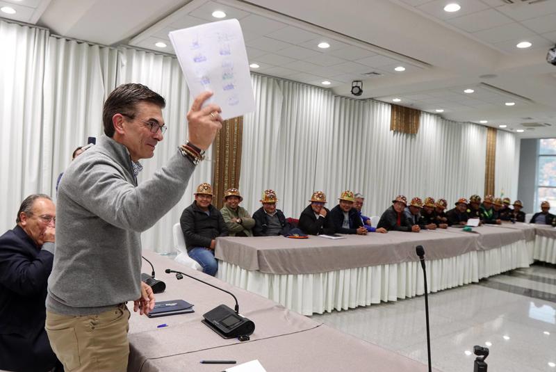 DS 5503: Gobernar sin ley, sin control y con un texto insostenible por sus errores