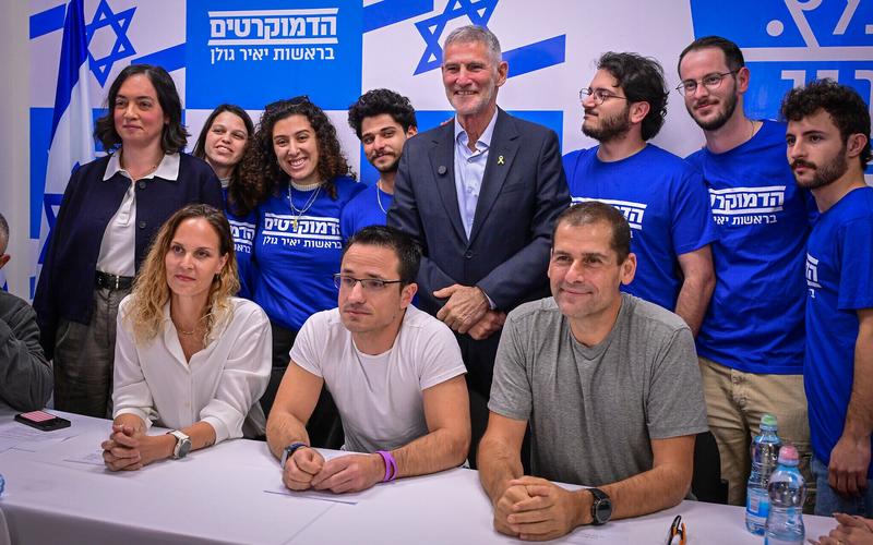 Anti-government protest leaders, brother of murdered hostage join Democrats party