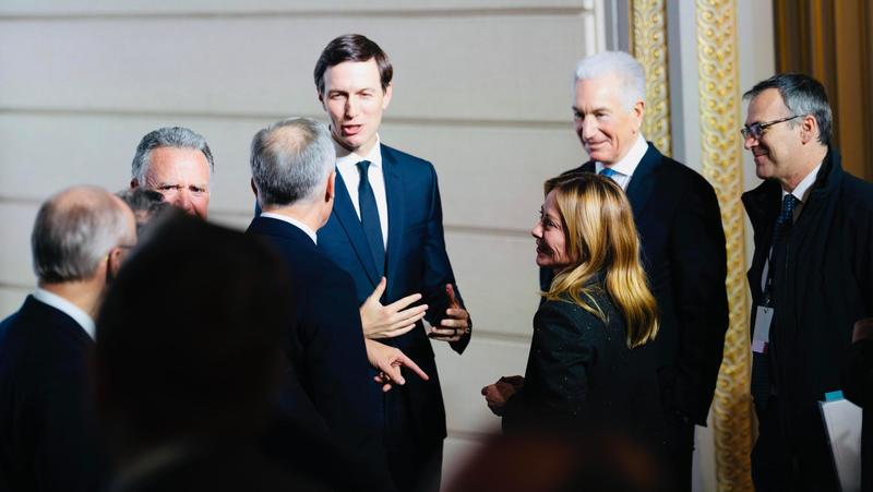 Il vertice dei Volenterosi per l’Ucraina, sì alle truppe dopo la pace: “Garanzie Usa per Kiev”