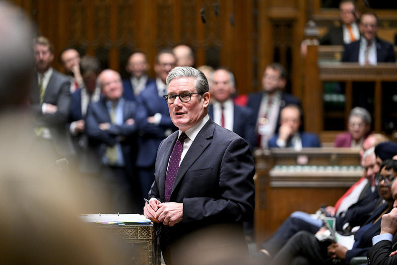 Starmer brings the spirit of Dry January to PMQs