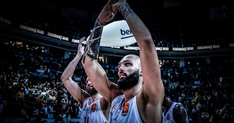 Ολυμπιακός: Ο παραμορφωτικός καθρέπτης και η ώρα να κοιτάξει μόνο μπροστά