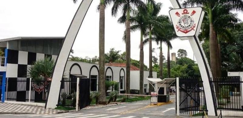 O Corinthians parece estar tomando juízo! Já o São Paulo...