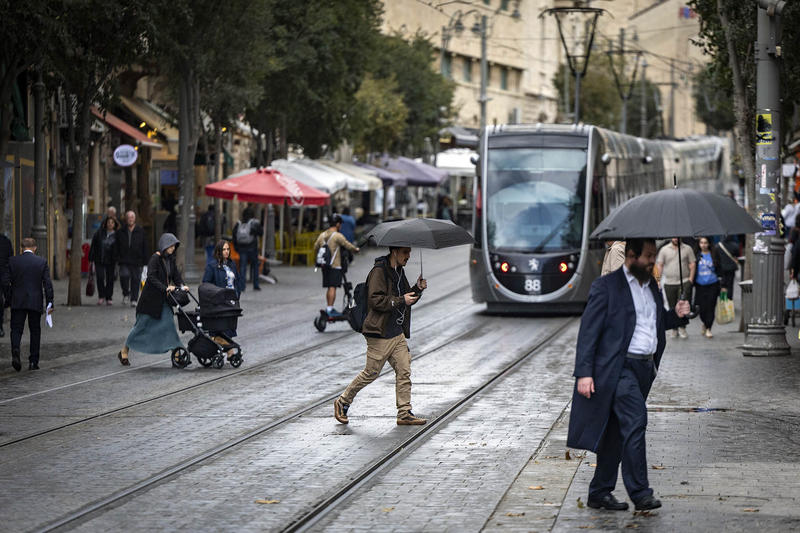 Israeli researcher trots out proof that walking more needn’t increase commuting time