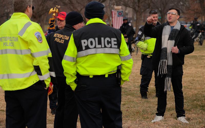 Pardoned Jan. 6 rioter performs Nazi salute, throws chocolate coins at anti-AIPAC protest