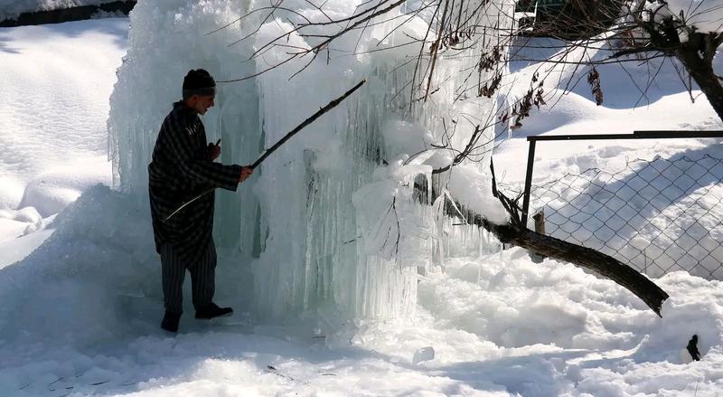 Cold wave intensifies as mercury dips across J&K, Ladakh
