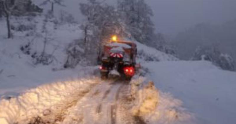 Aiutato medico bloccato dalla neve: il professionista è stato trasportato al pronto soccorso per coprire il turno di lavoro
