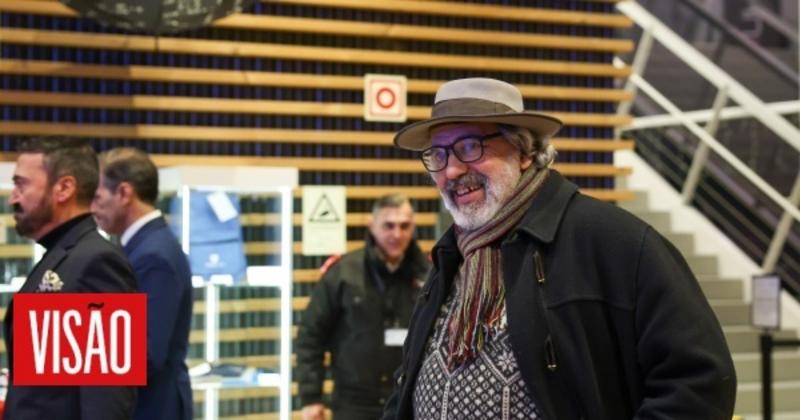 A busca da felicidade, ou a lição de Manuel João Vieira