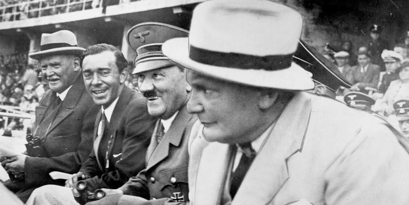 Han spillde sås på Görings vita byxor