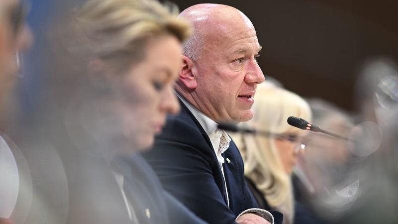 Ein Bürgermeister, der seine Bürger belügt, muss zurücktreten