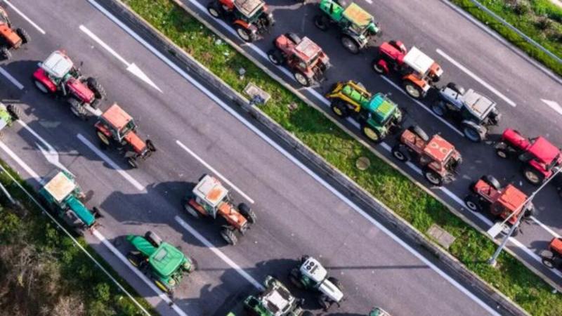 Μαζί τα… φάγανε;