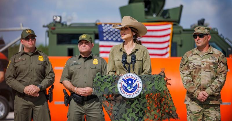 Republicans See Defending the ICE Shooting As Good Politics