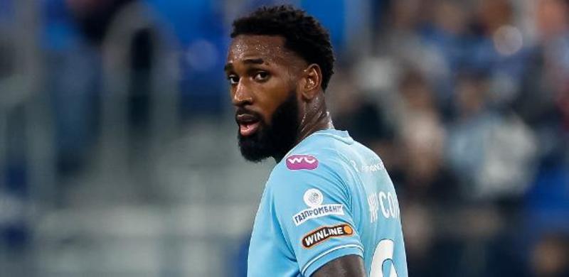 Cruzeiro faz maior compra do Brasil e rejeita maior venda no mesmo dia