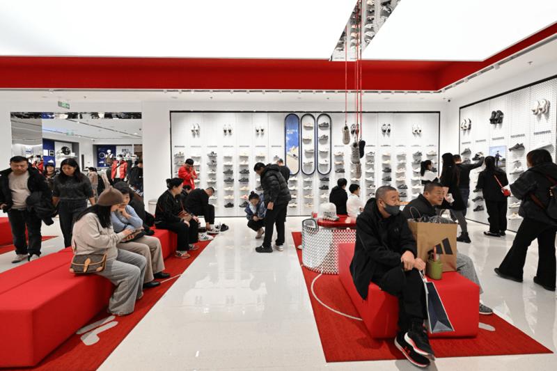 Can Xi Jinping Make China Spend?