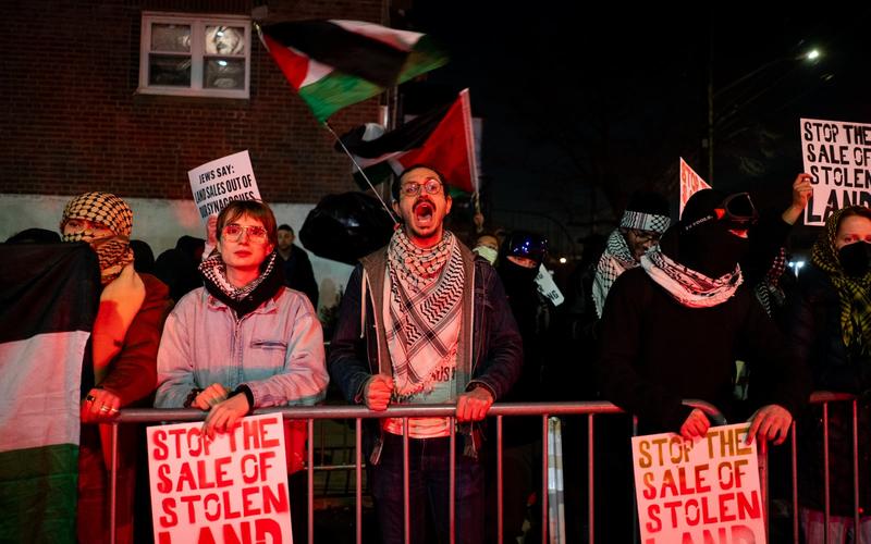 Protesters chant ‘we support Hamas’ near New York City synagogue, Jewish school