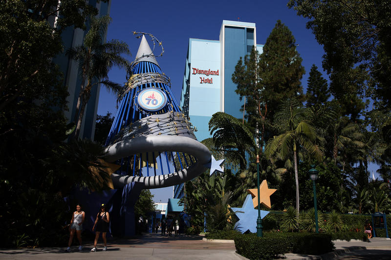 'So disappointed': Disneyland ends major hotel perk