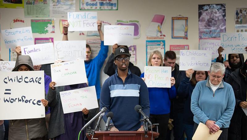 Grifters and grafters