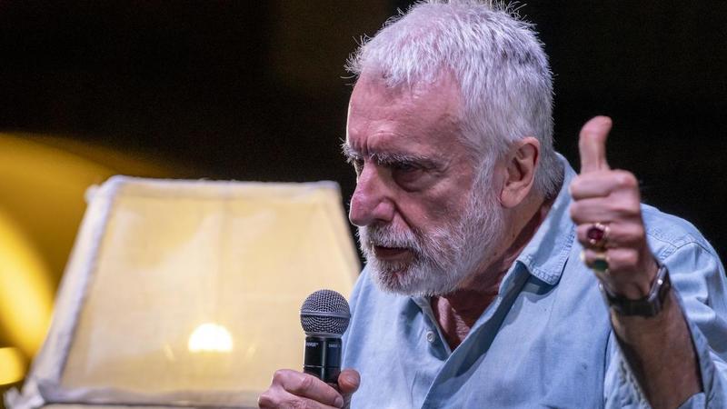 I video al Constellation invece di fuggire, Crepet: “Non è follia, sono solo ragazzi cresciuti con la tecnologia in mano”